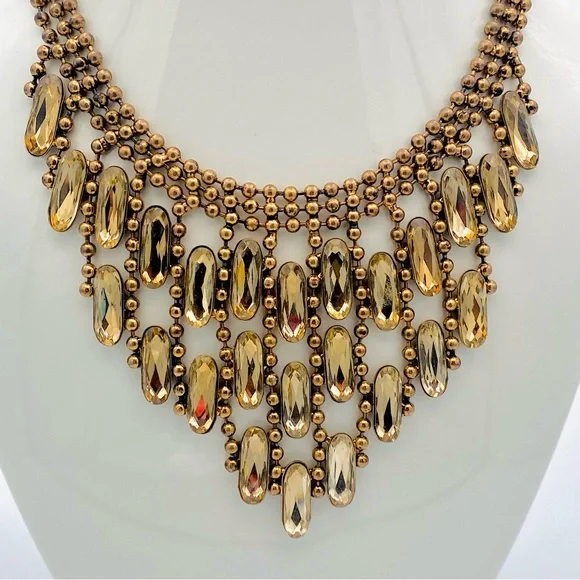 OTT Costume Gold Statement Necklace - Picture 3 of 10
